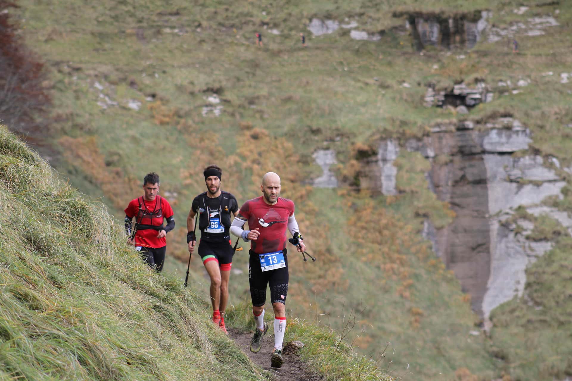 Gorobel mendilerroko ikuspegi panoramikoa